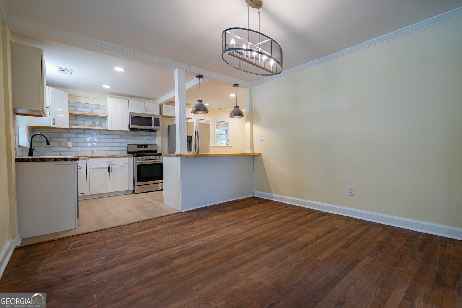 466 Lake Drive Hapeville - 3