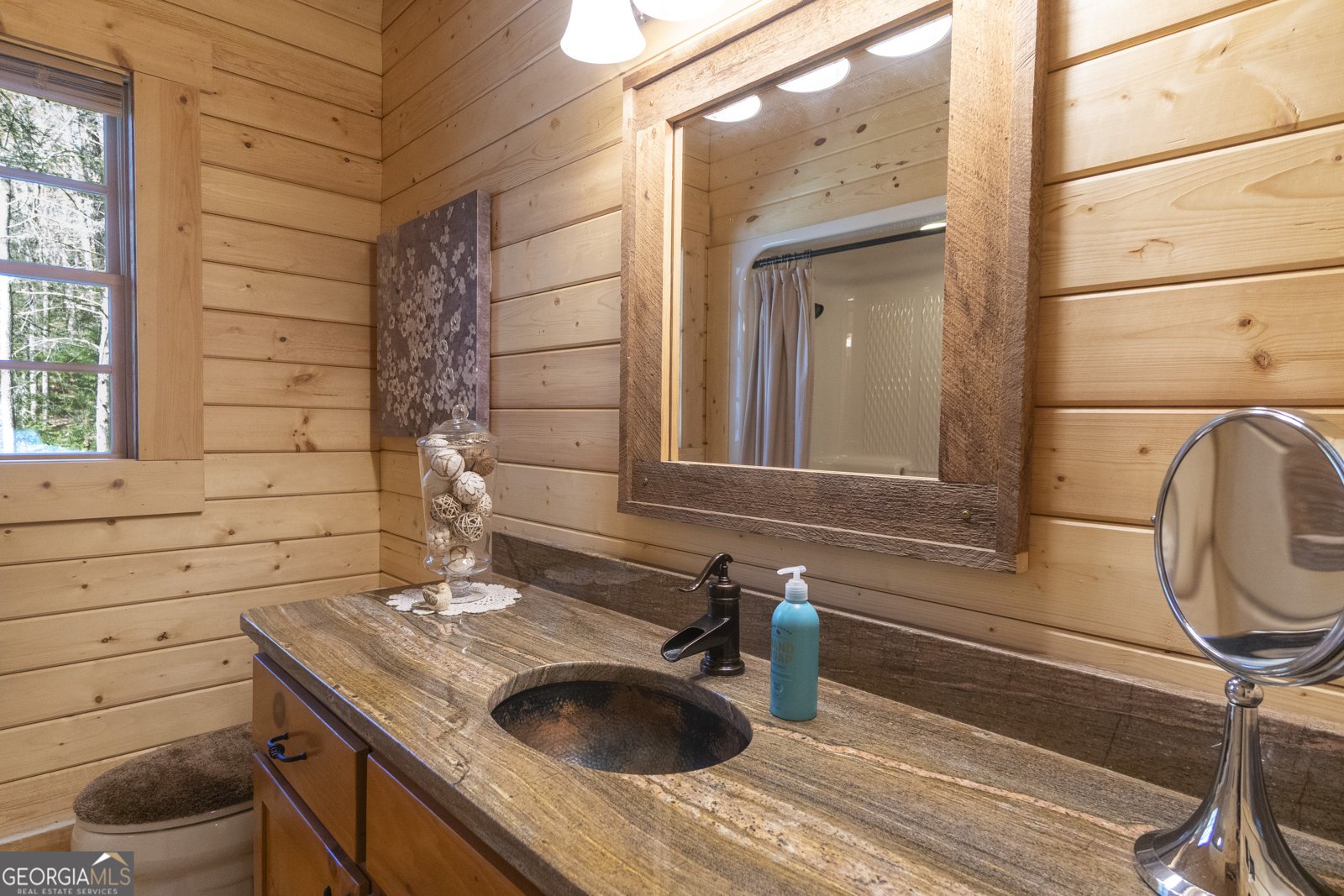 1323 Hooper Road Cleveland - 11