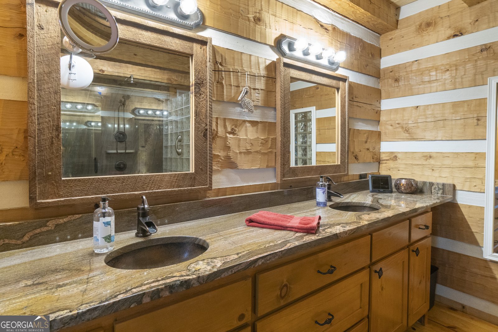 1323 Hooper Road Cleveland - 2