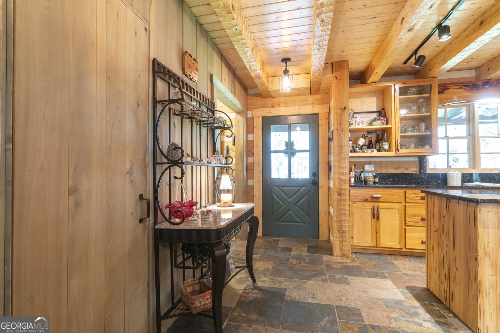 1323 Hooper Road Cleveland - 33