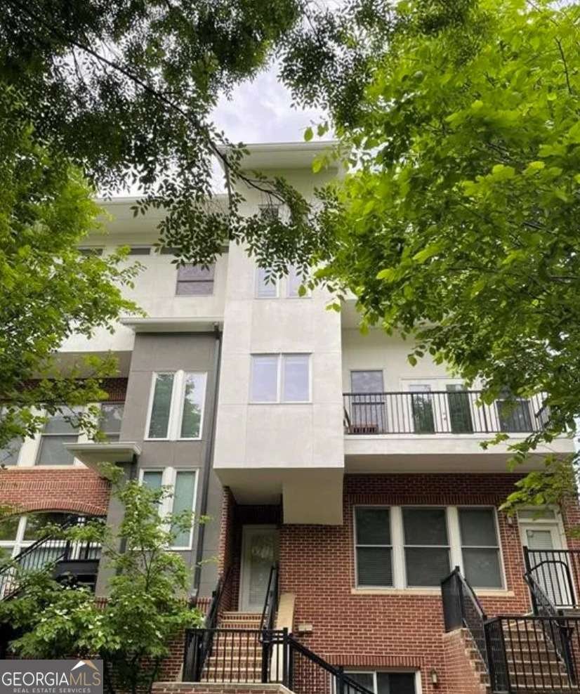 745 Fountainhead Lane Atlanta - 2