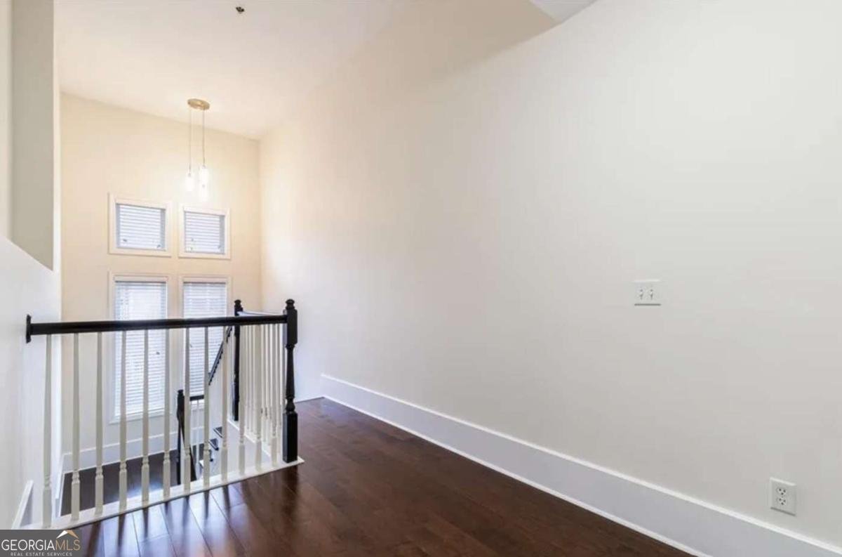 745 Fountainhead Lane Atlanta - 3