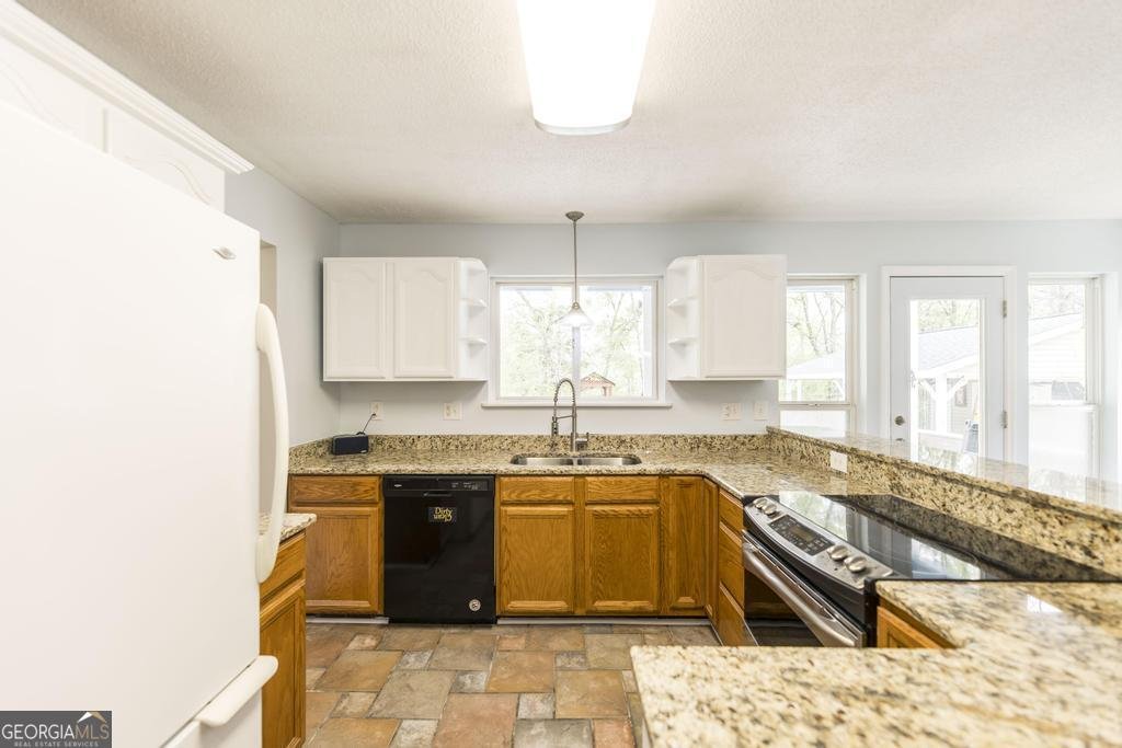 107 Waldorf Drive Perry - 24