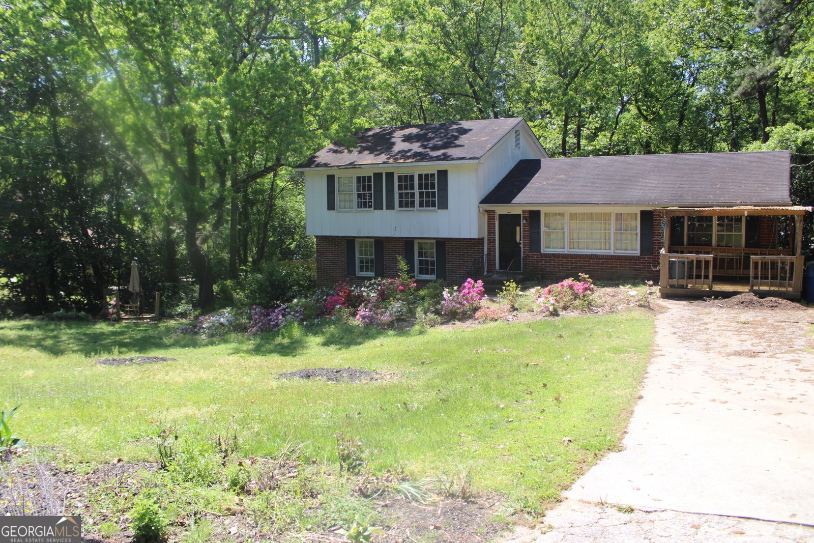 2916 Southshore Drive Macon - 1