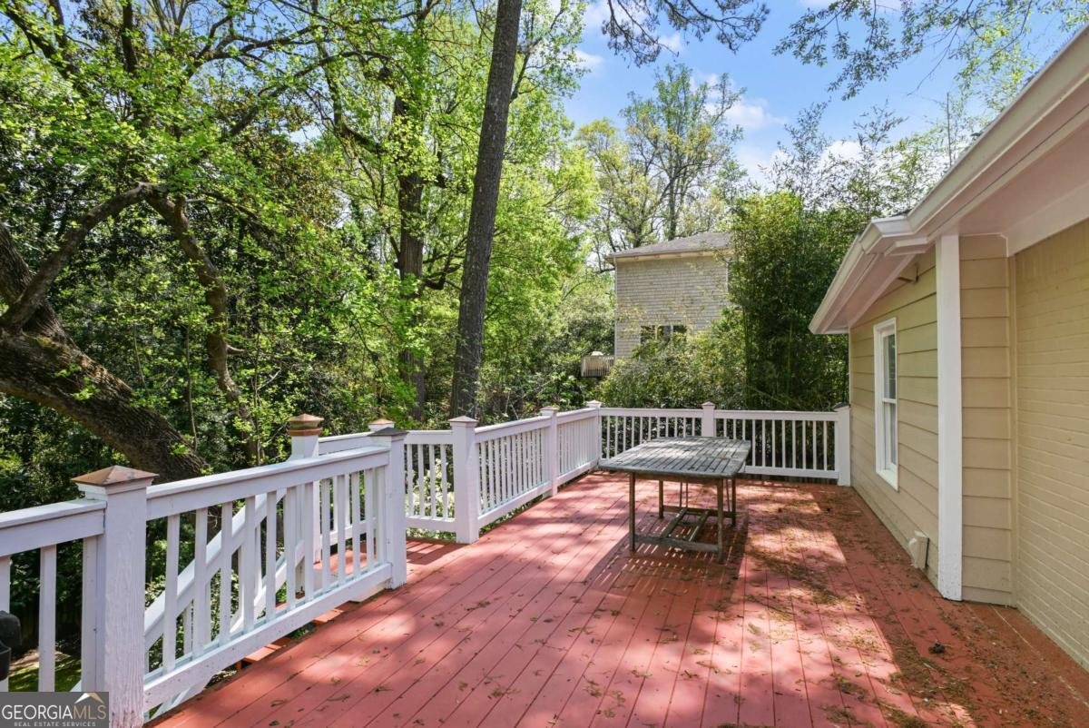 2585 Acorn Avenue Atlanta - 8