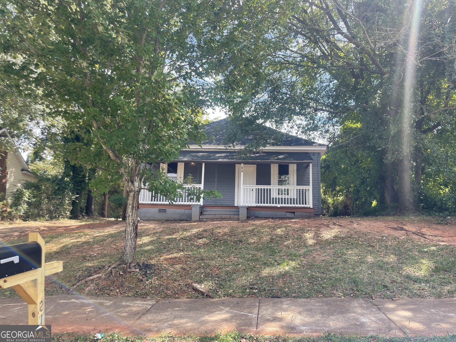 218 Tinsley Street Griffin - 2