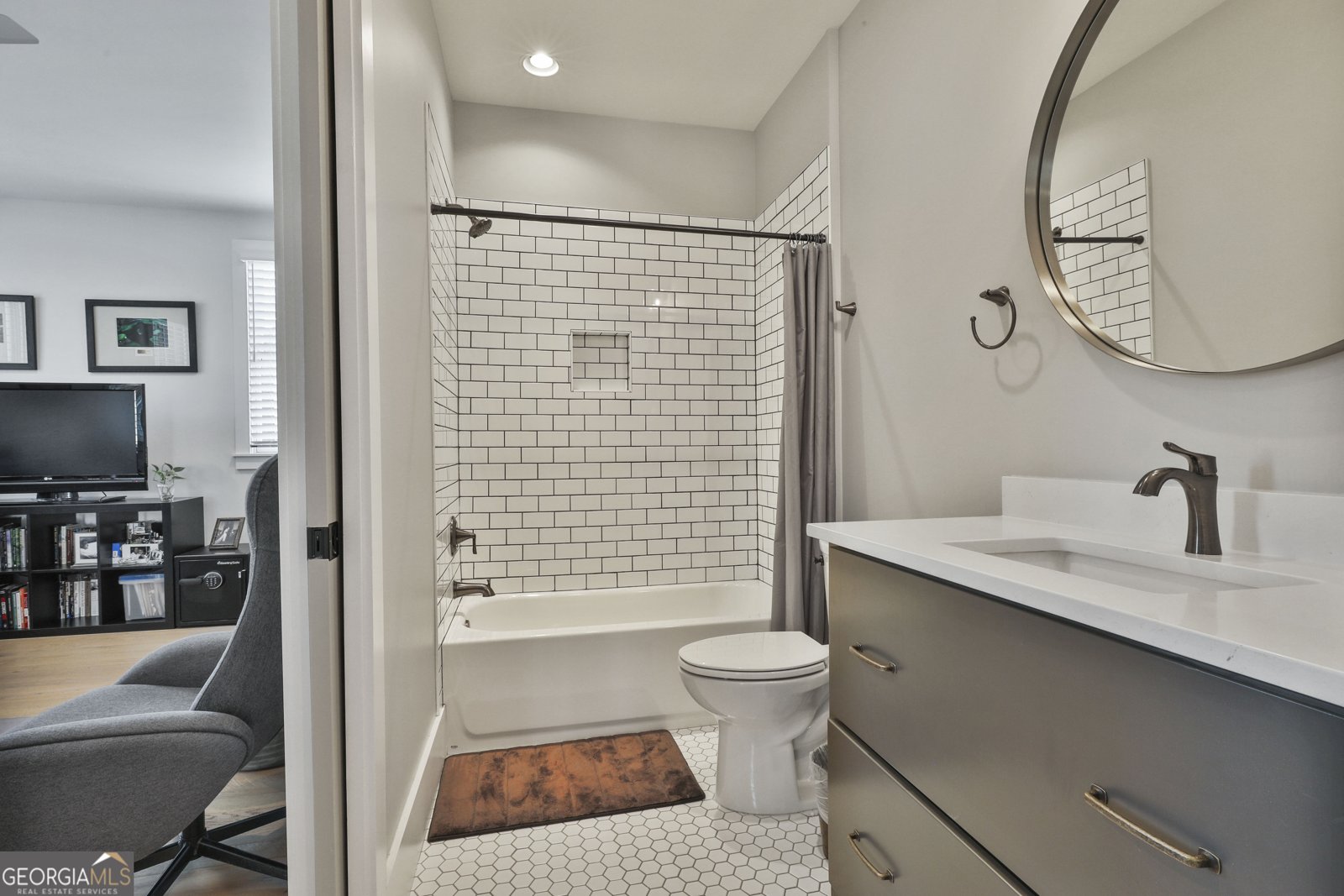 175 Central Avenue Fayetteville - 37