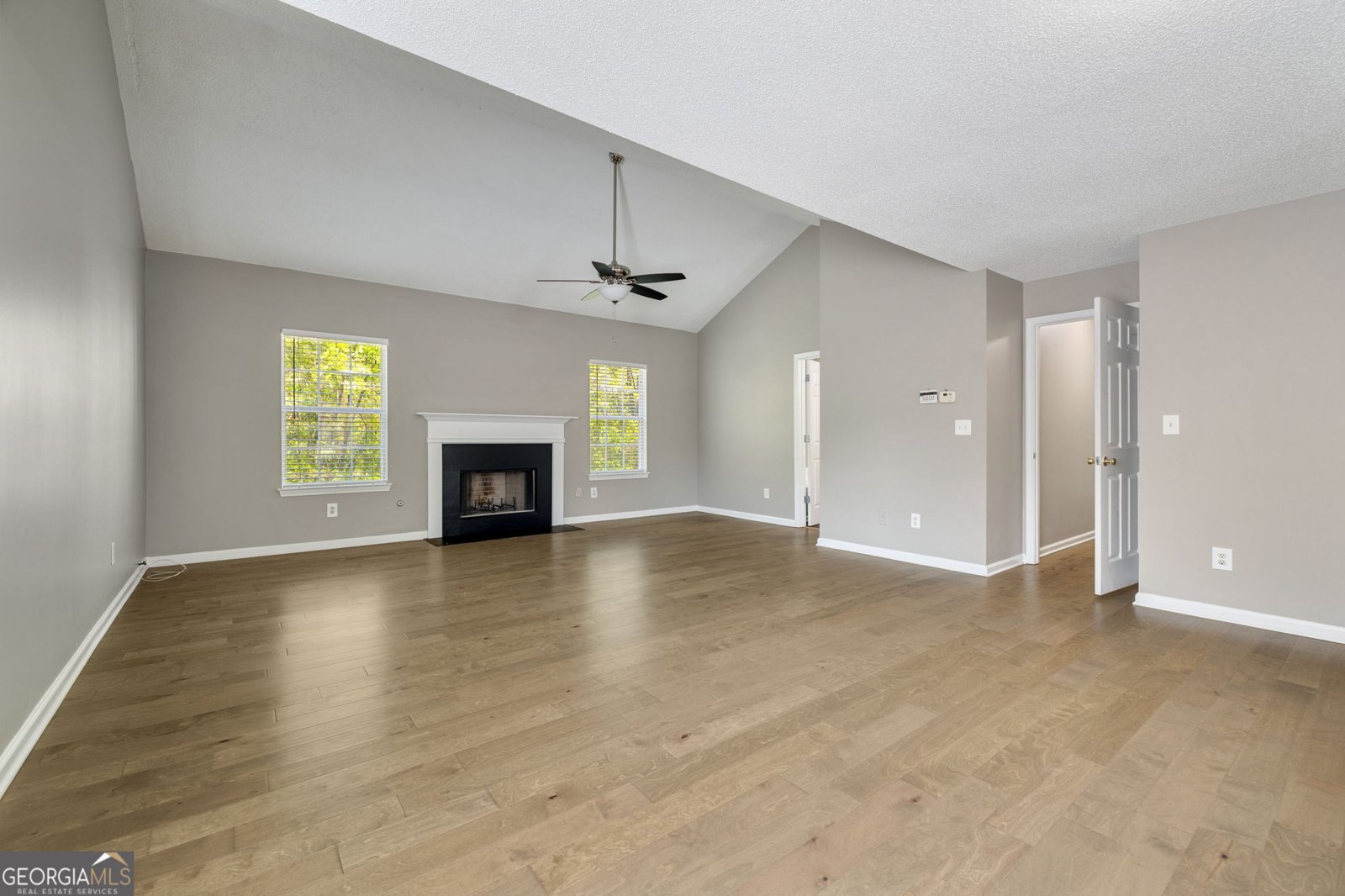3571 Oakshire Way Atlanta - 24