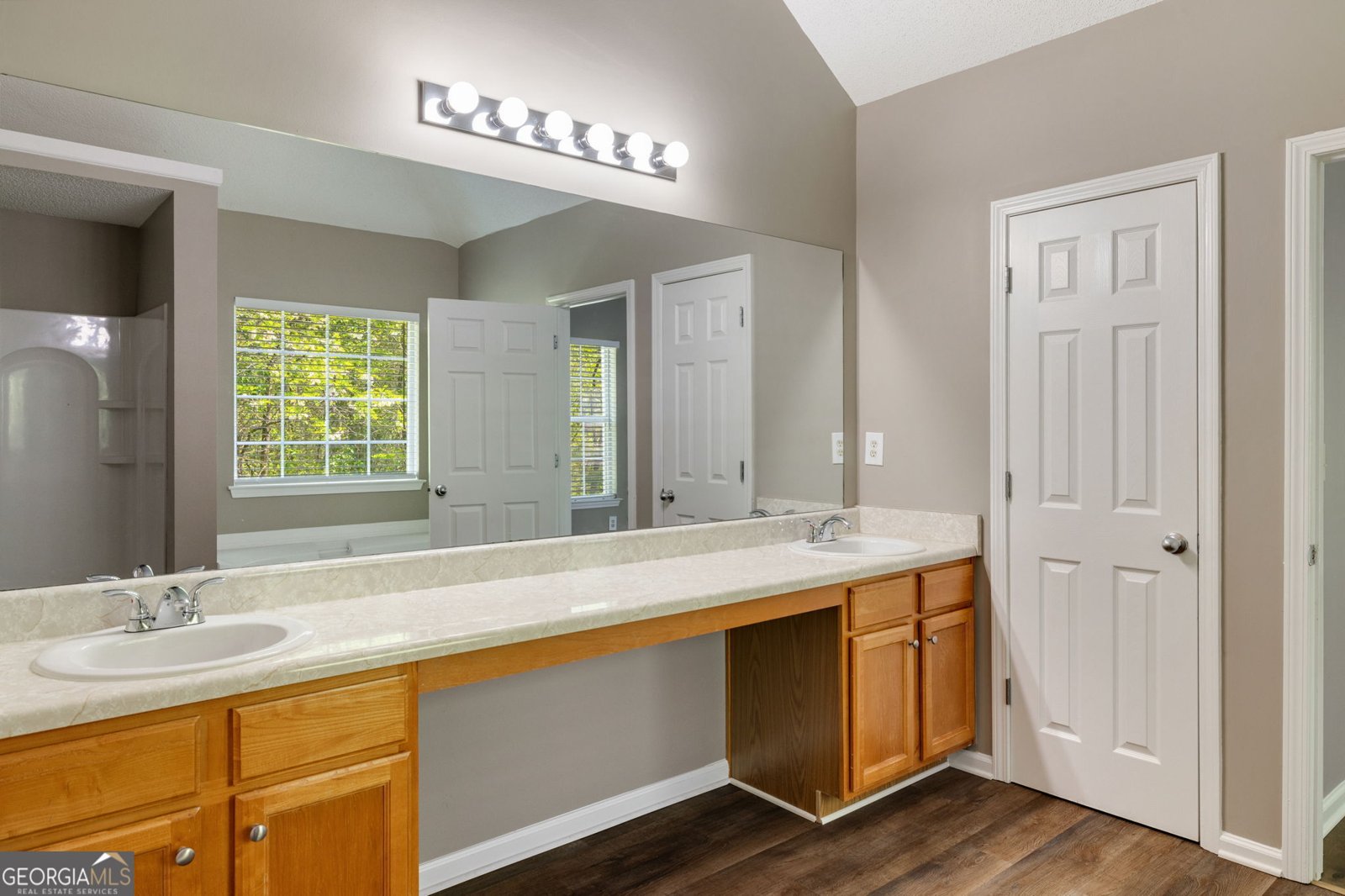 3571 Oakshire Way Atlanta - 29