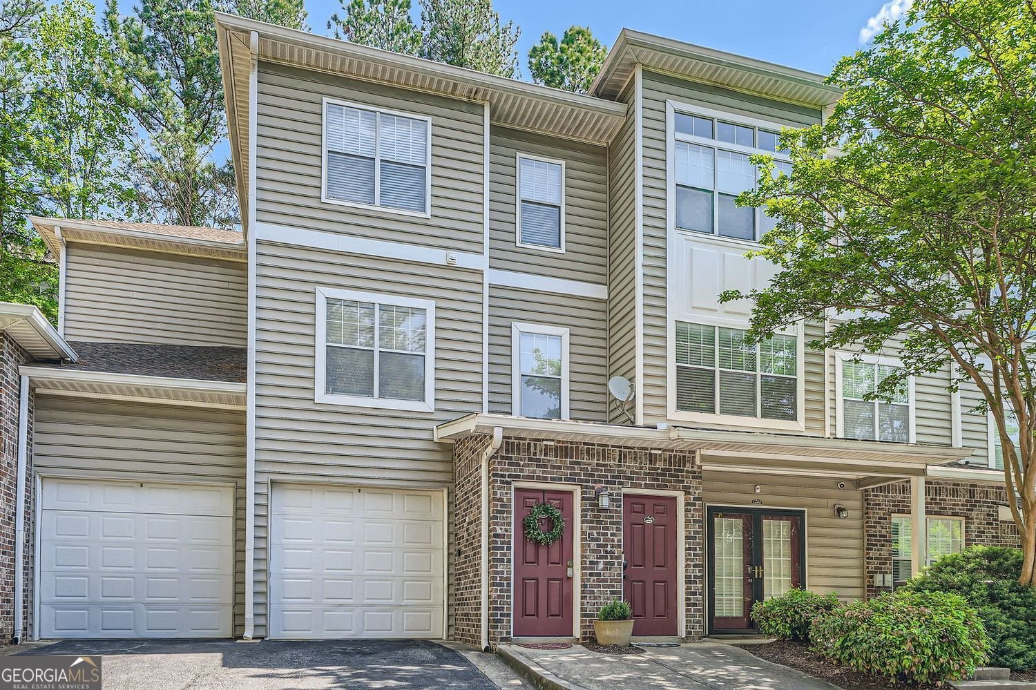2700 Pine Tree Road Atlanta - 1