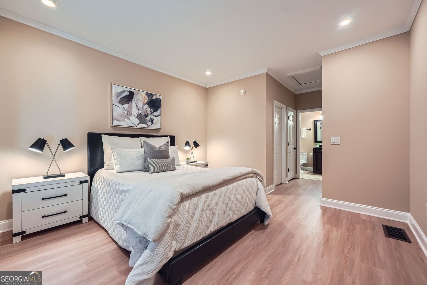 2700 Pine Tree Road Atlanta - 19