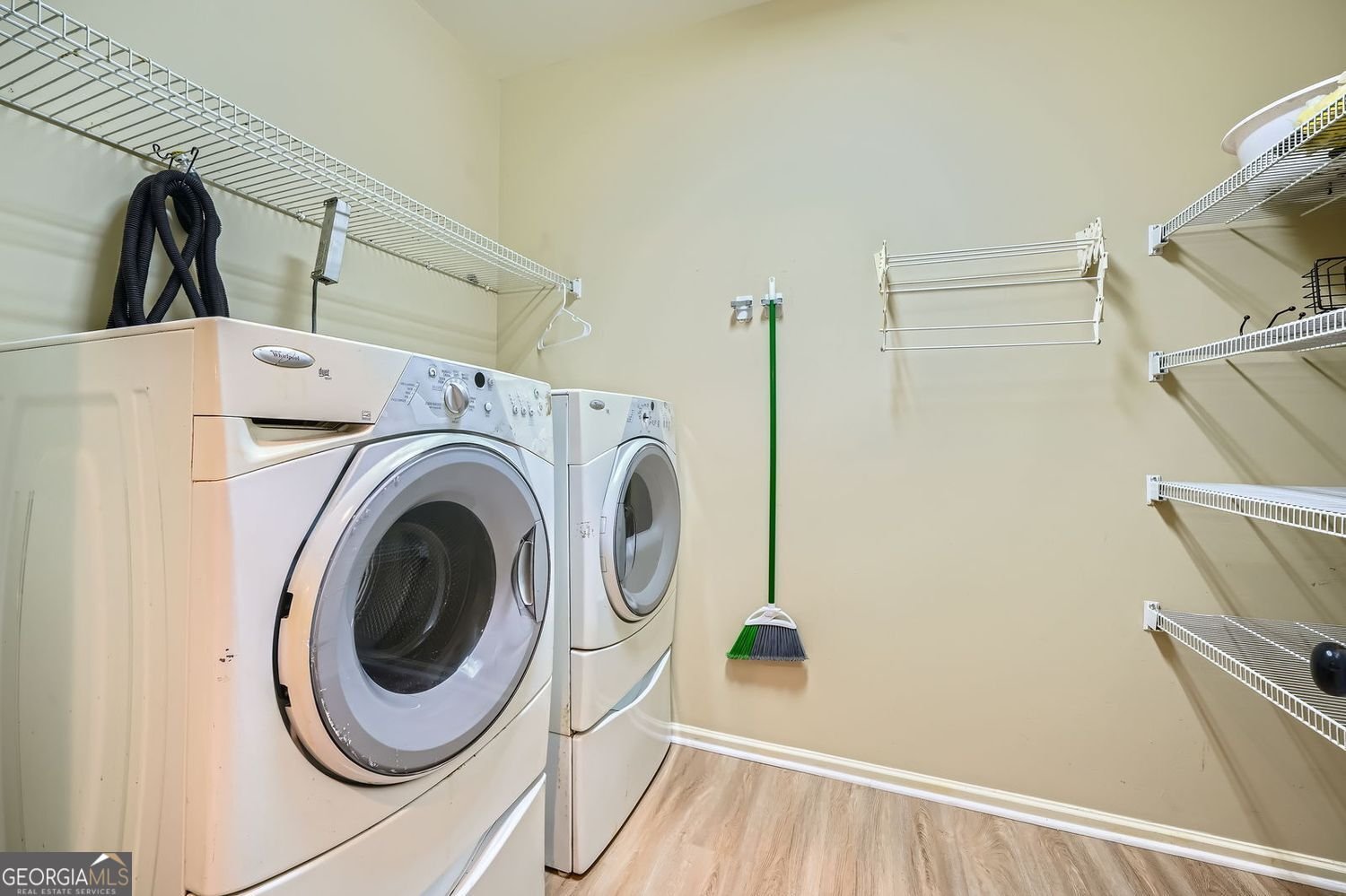 2700 Pine Tree Road Atlanta - 20