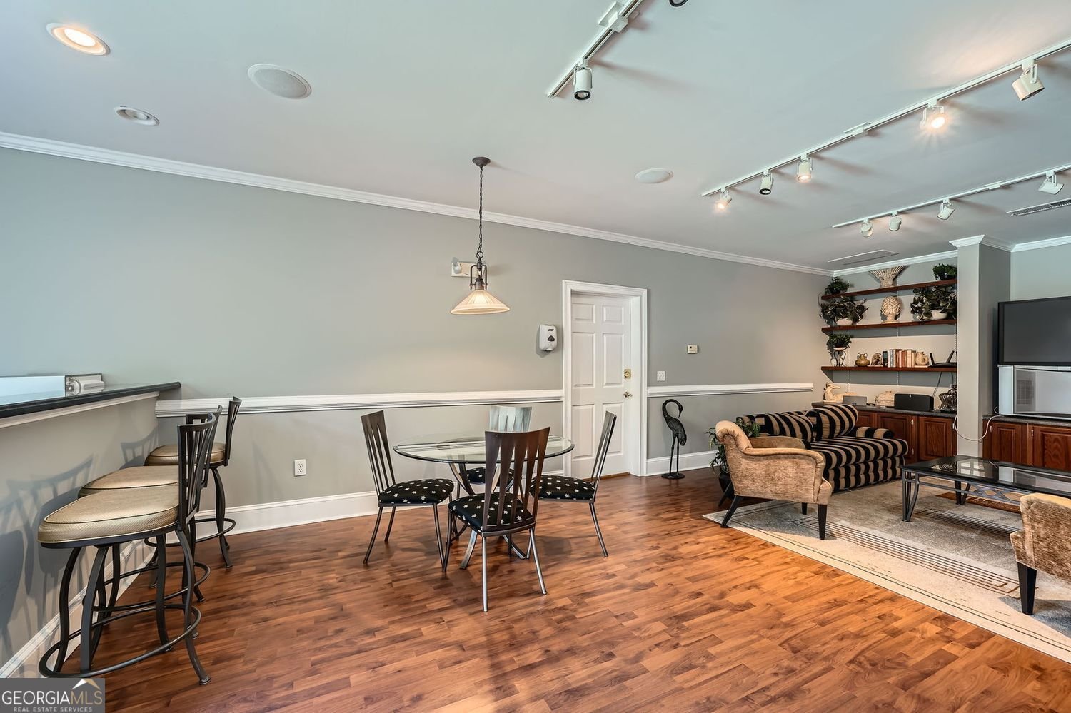 2700 Pine Tree Road Atlanta - 23