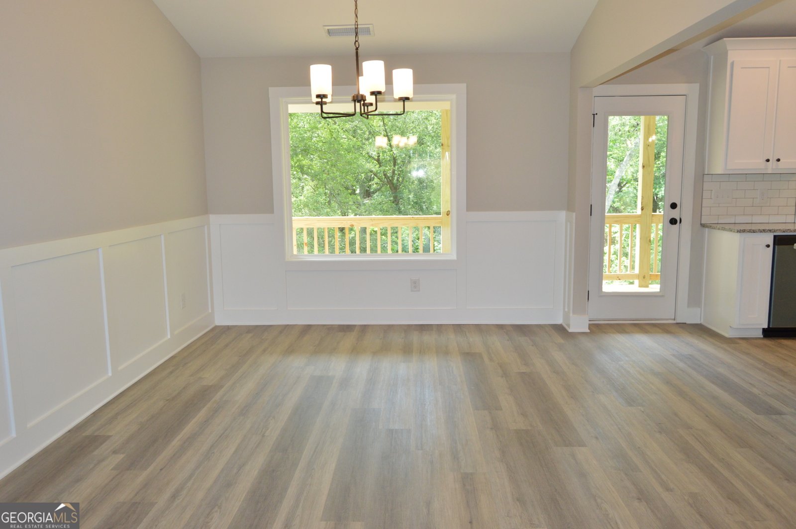 328 Advent Drive Winder - 5
