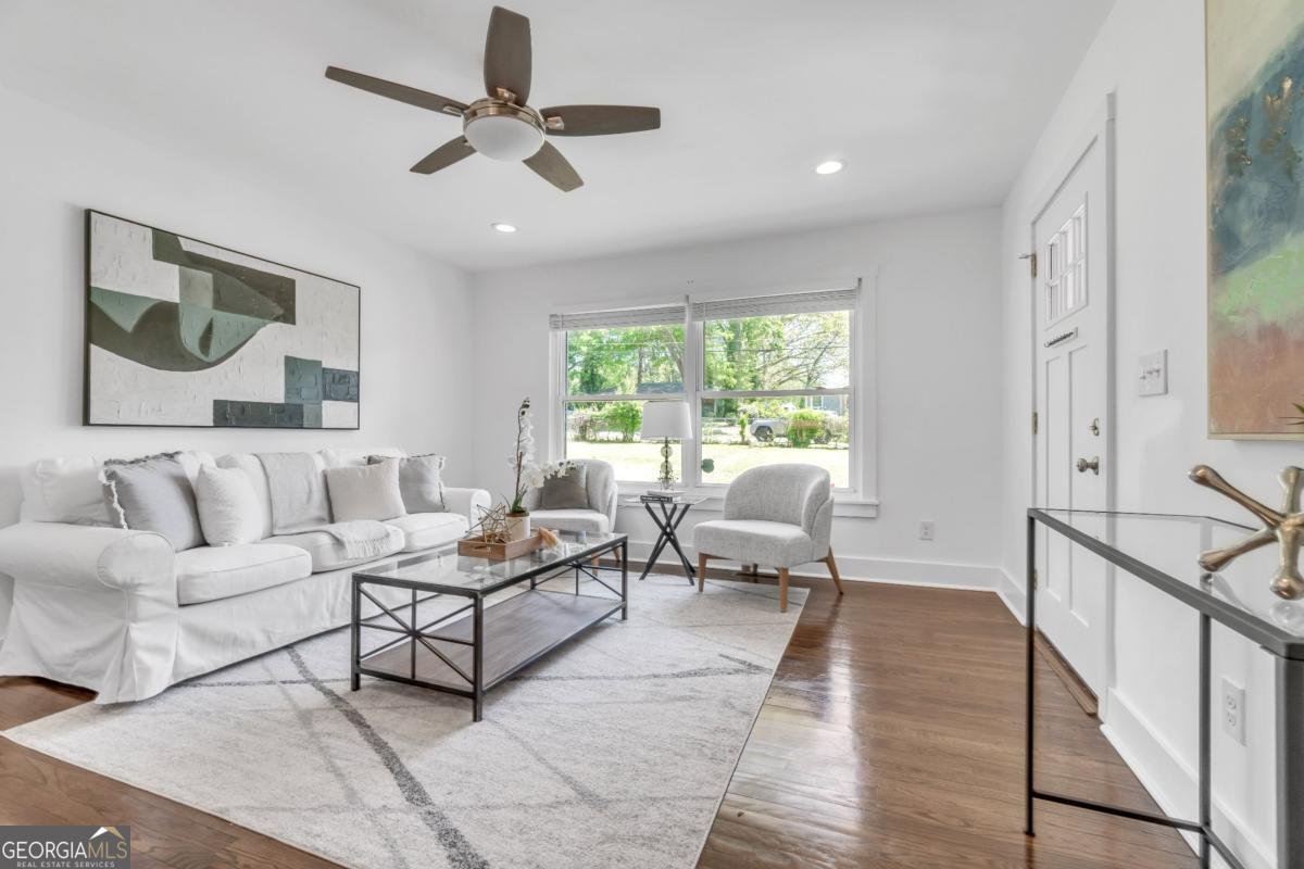 2793 Horse Shoe Drive Atlanta - 3