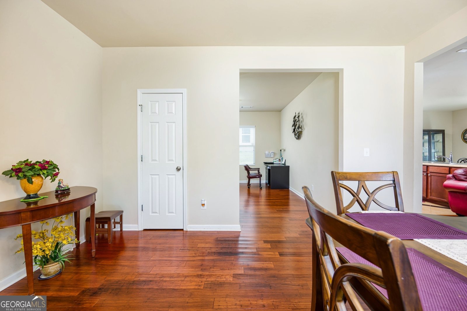 6884 Barker Station Walk Sugar Hill - 7