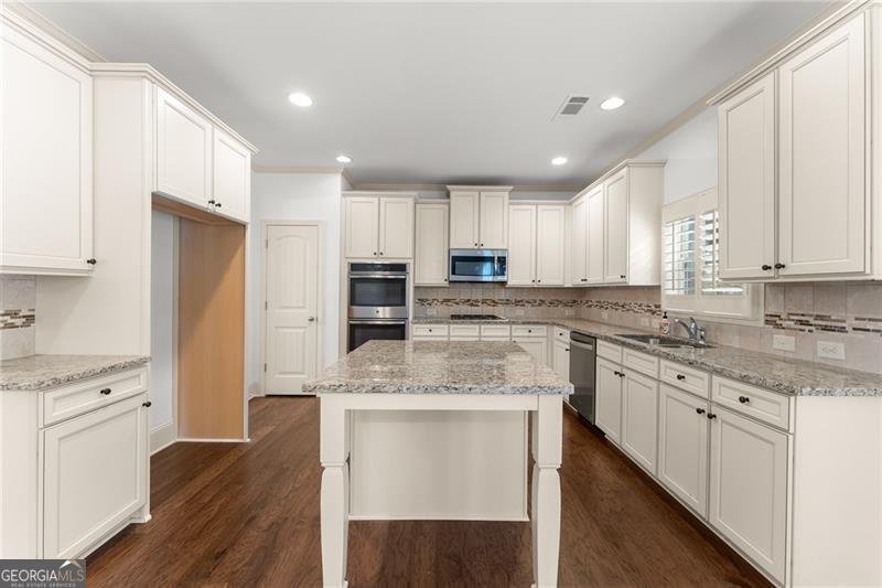 550 Eldridge Drive Suwanee - 12