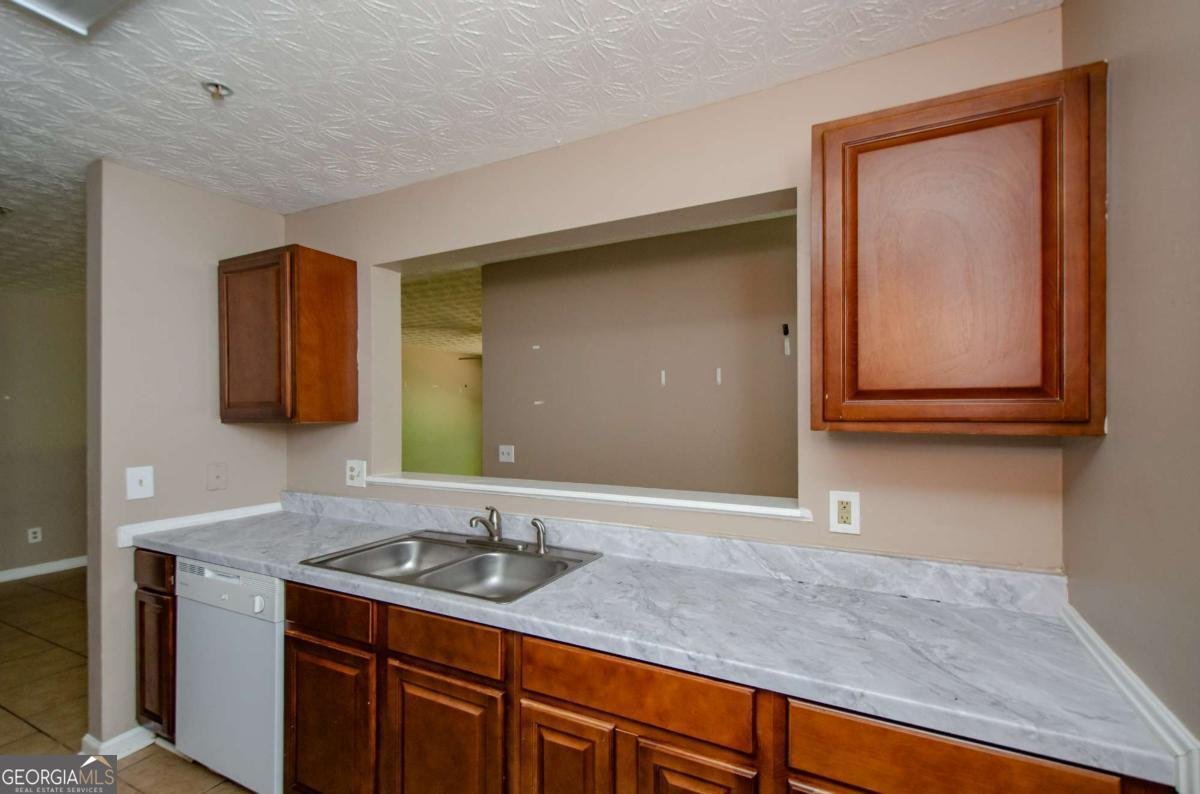 10104 Fairington Ridge Circle Lithonia - 12