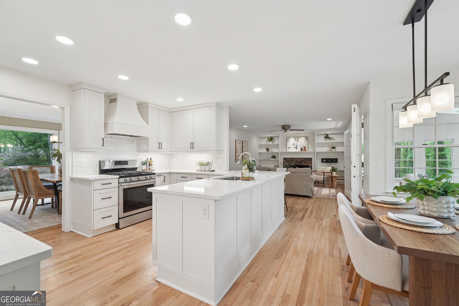 3988 Dover Avenue Alpharetta - 2