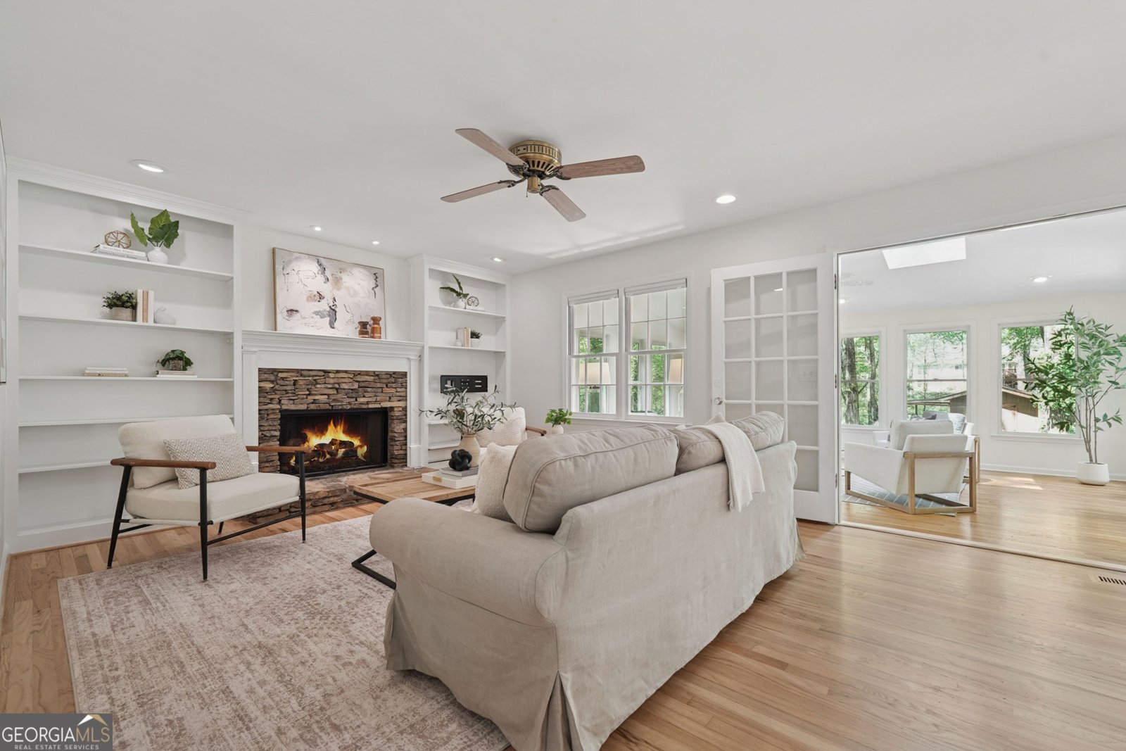 3988 Dover Avenue Alpharetta - 3