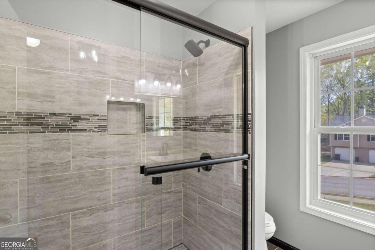 6332 Fairoaks Place Douglasville - 21