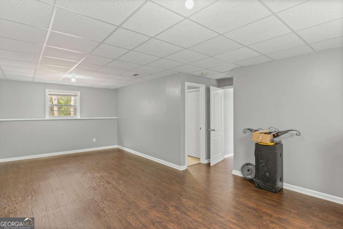 6332 Fairoaks Place Douglasville - 29