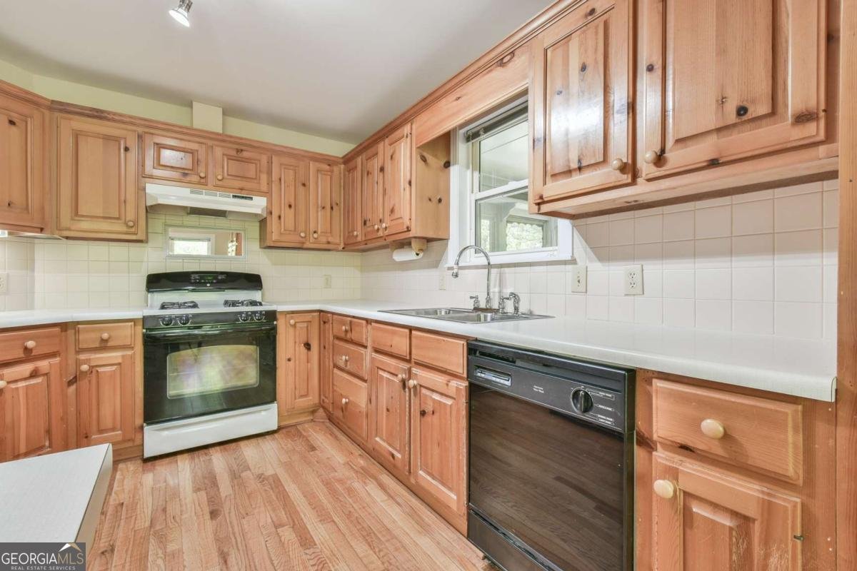 6025 River Oaks Drive Flowery Branch - 25