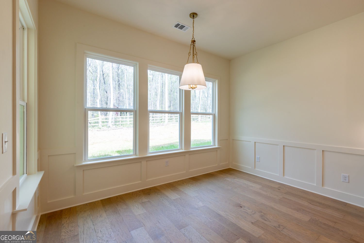 8415 Beryl Overlook Gainesville - 22