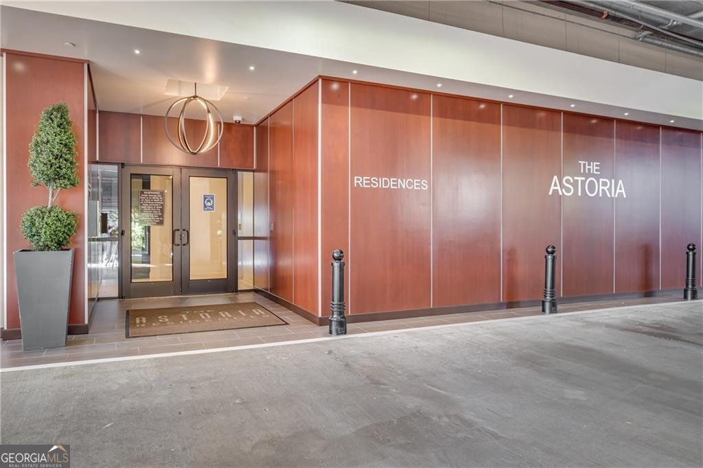 2233 Peachtree Road Atlanta - 51