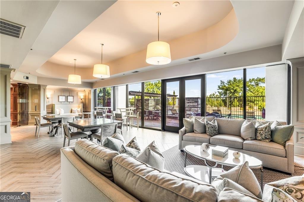 2233 Peachtree Road Atlanta - 53