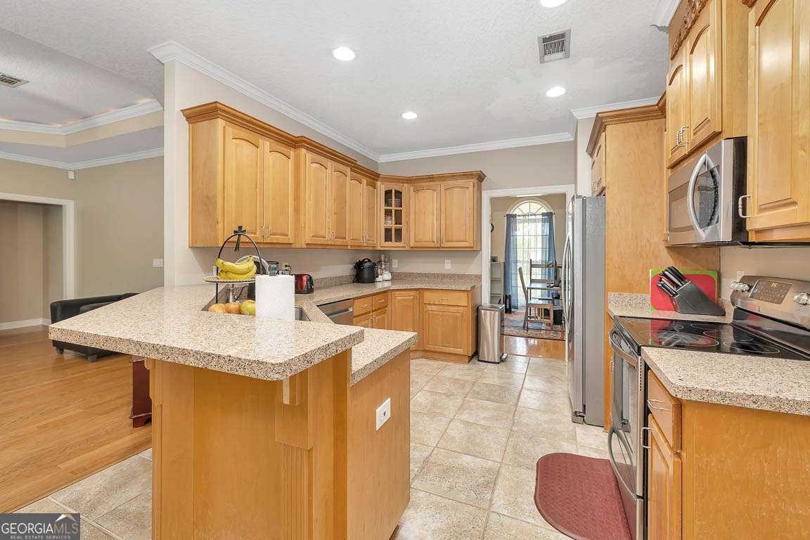 145 Spring Lake Circle Brunswick - 13
