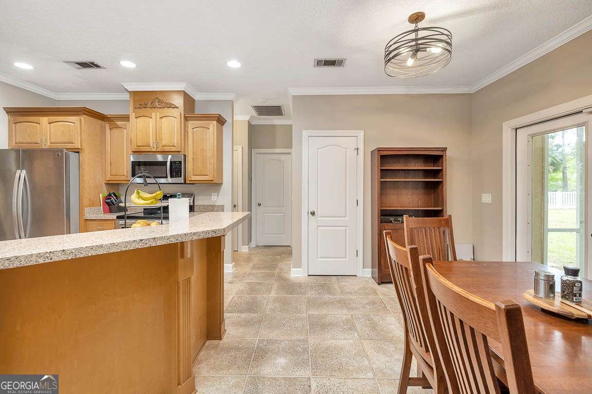 145 Spring Lake Circle Brunswick - 25