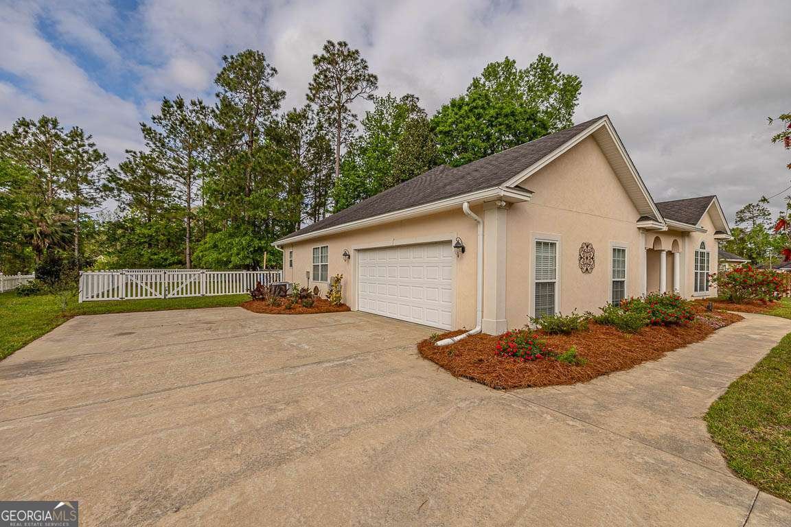 145 Spring Lake Circle Brunswick - 5