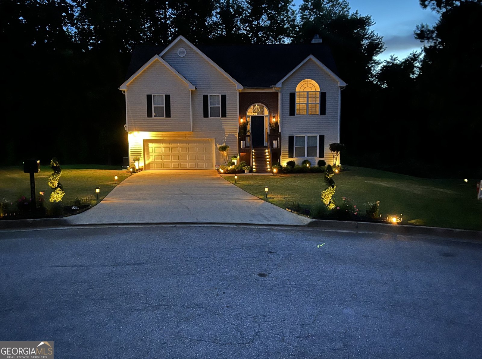 3927 Villager Way Rex - 40