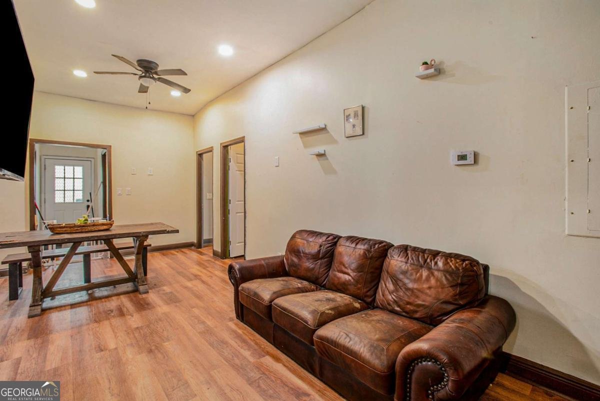 206 Church Street Rome - 11