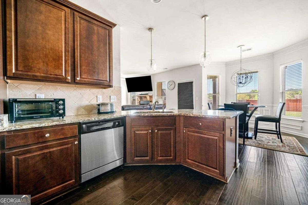 4689 SHIRE Drive Lithonia - 6