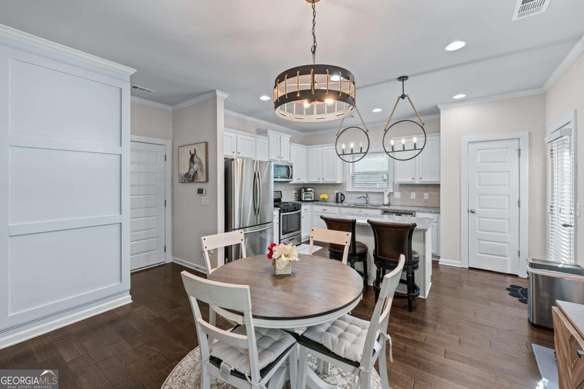 6424 Barker Station Walk Sugar Hill - 11