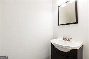 5672 Kingsport Drive Atlanta - 15