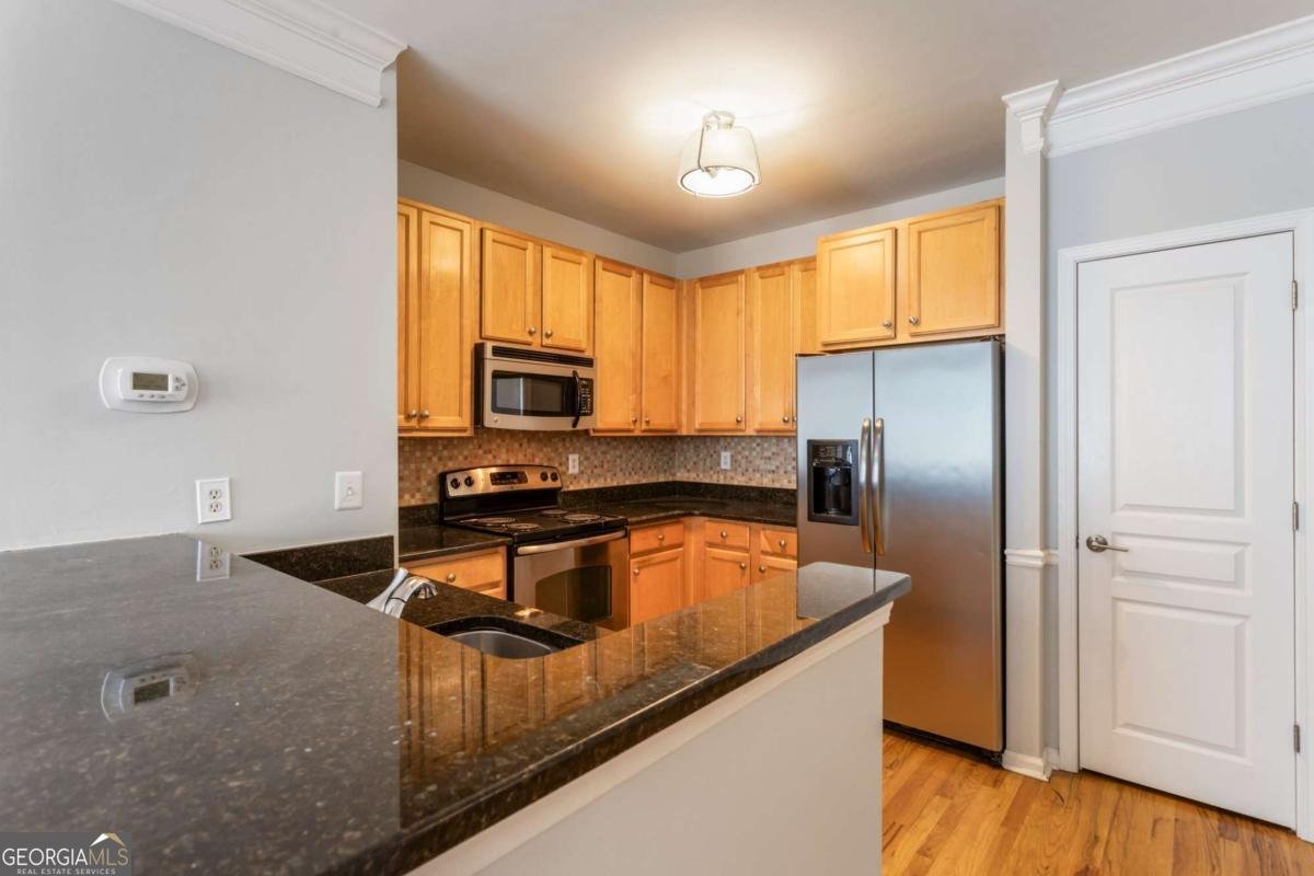 375 Highland Avenue Atlanta - 13
