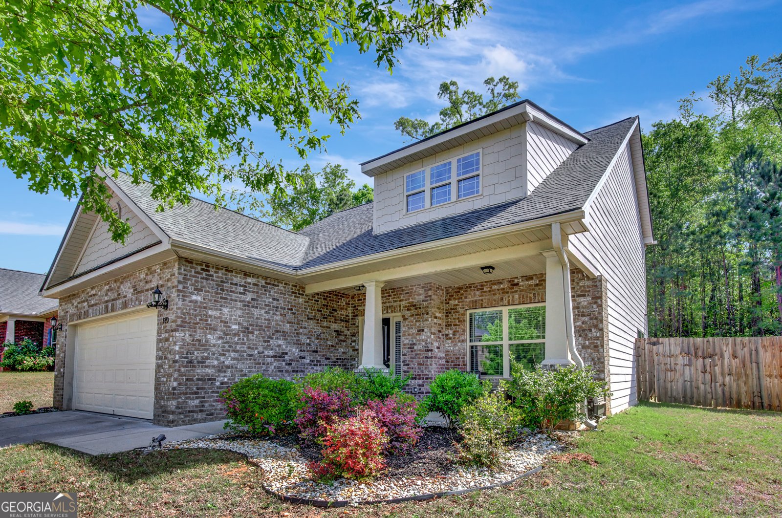 890 Crescent Lane Griffin - 1