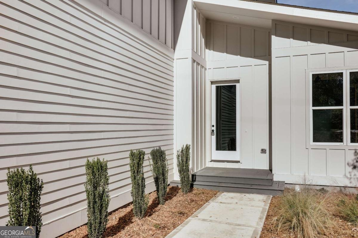 290 Hodgson Drive Athens - 2