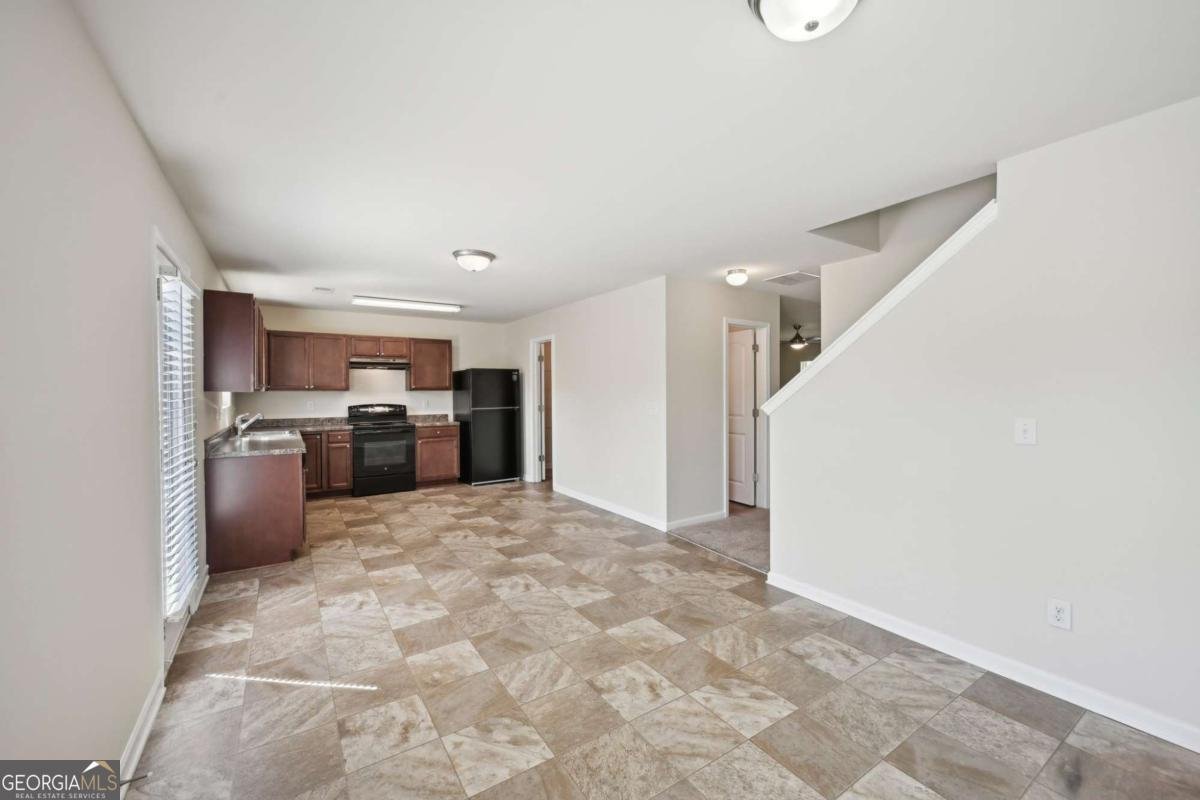 5675 Laurel Ridge Circle Atlanta - 14