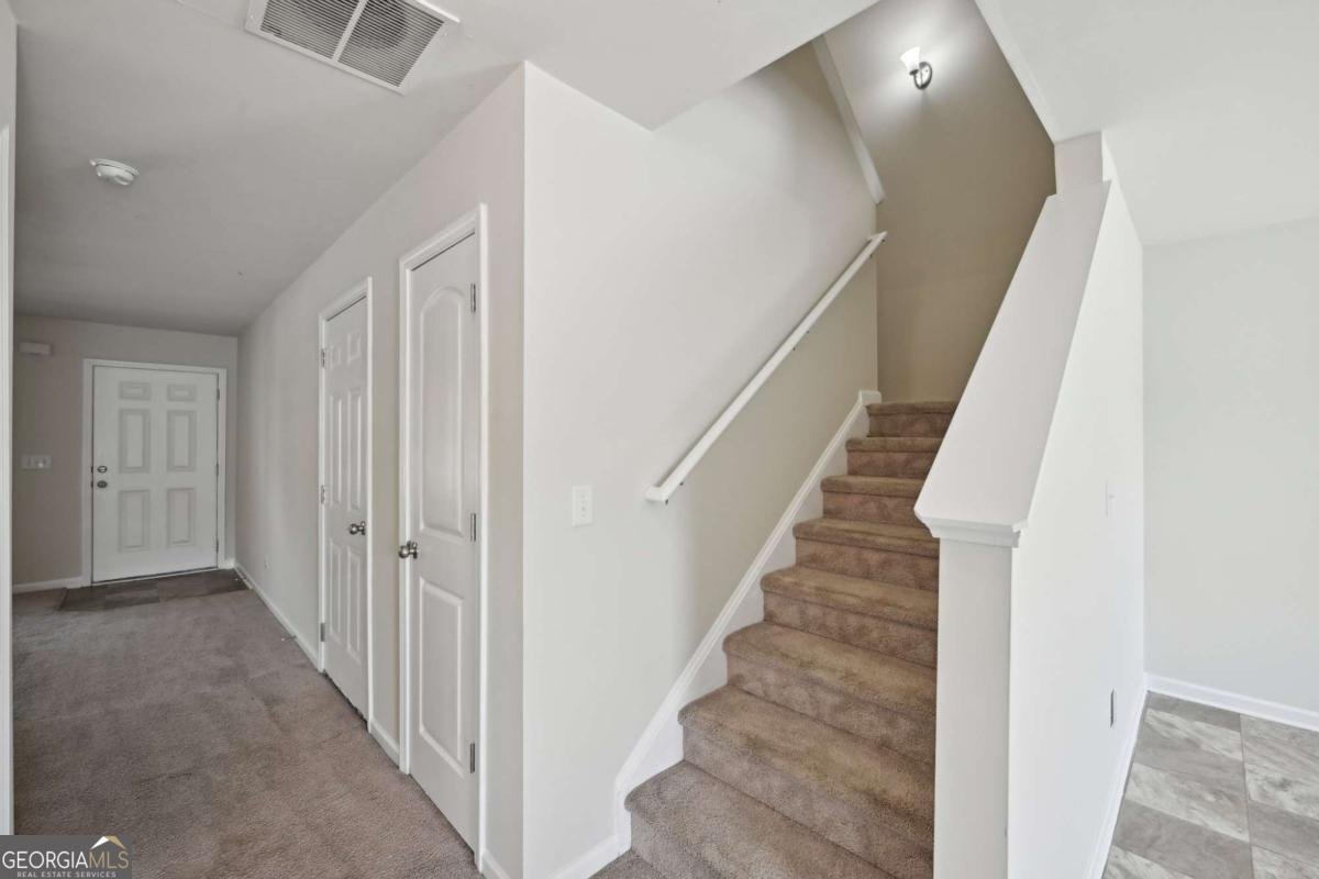 5675 Laurel Ridge Circle Atlanta - 17