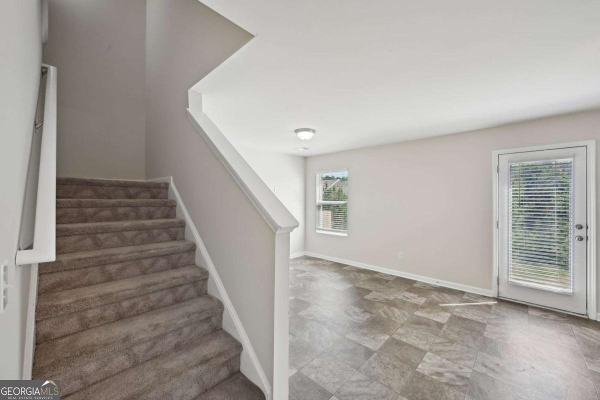 5675 Laurel Ridge Circle Atlanta - 8