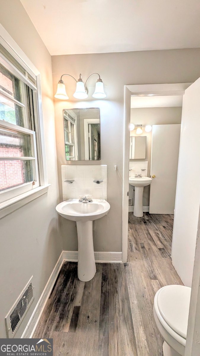 130 Rumson Road Athens - 18