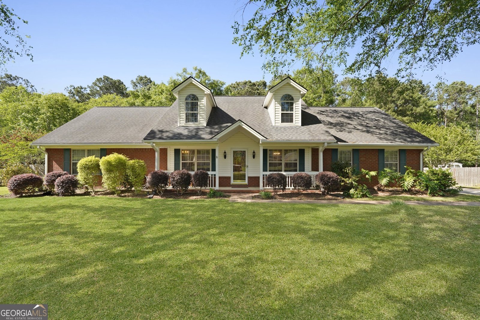 387 Sandhurst Drive Richmond Hill - 1