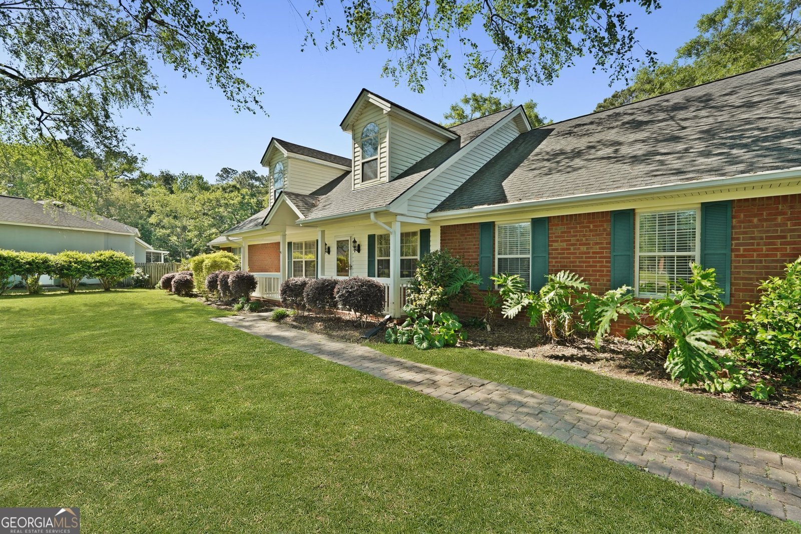 387 Sandhurst Drive Richmond Hill - 4