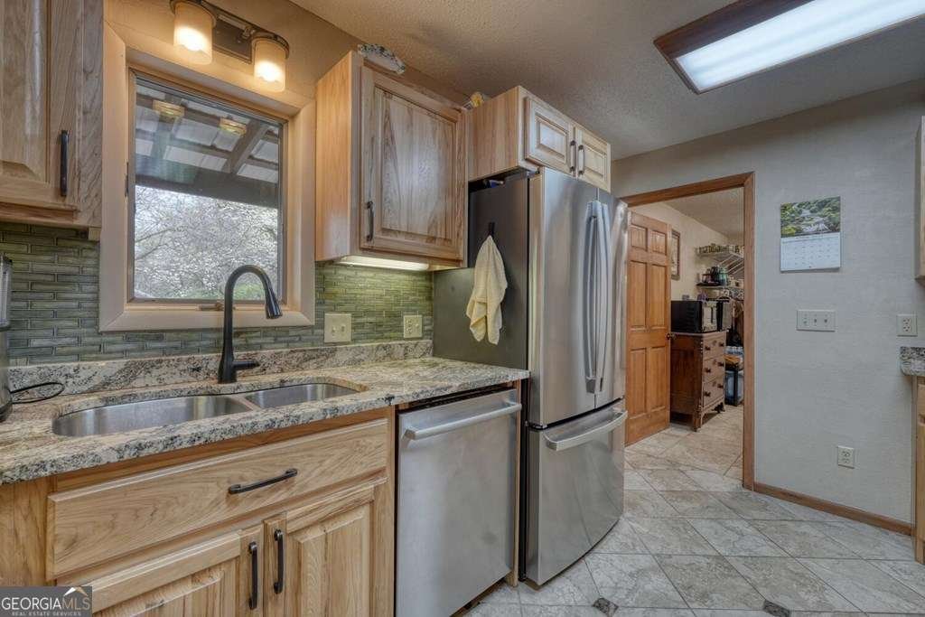 241 Kilpatrick Point Drive Hayesville - 23