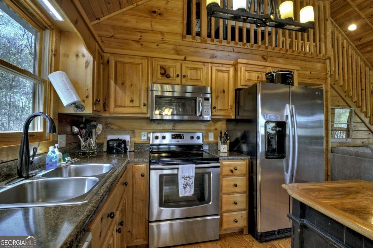 170 Humphrey Heights Road Mineral Bluff - 11