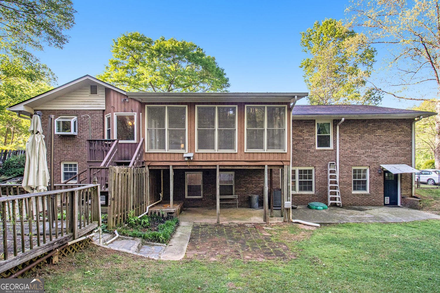 215 North Mourning Dove Drive Fayetteville - 20